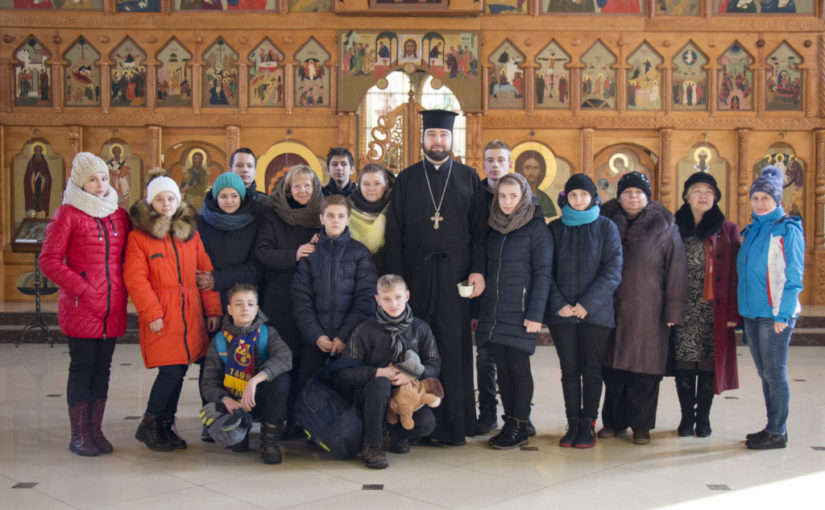 Рождественская выставка детских рисунков