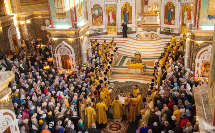 В Кафедральном соборе Христа Спасителя состоялось соборное Богослужение